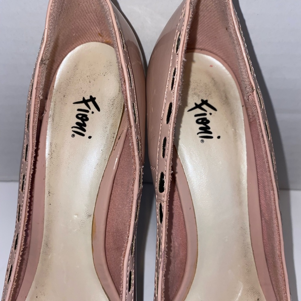 Fioni Nude Heels Size 7.5 - Picture 3 of 13